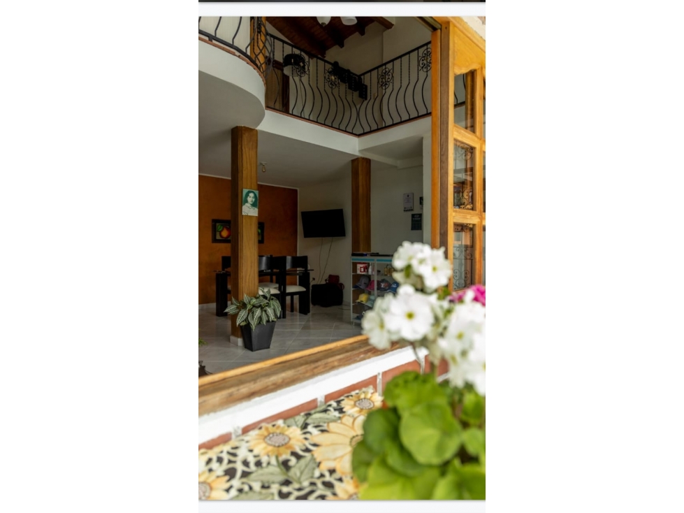 VENTA DE CASA HOTEL EN GUATAPE - 1