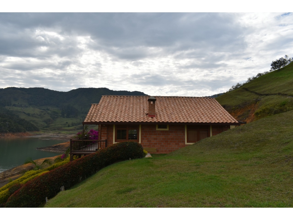 Cabaña CON Isla Privada en Guatapé El Peñol — foto 4