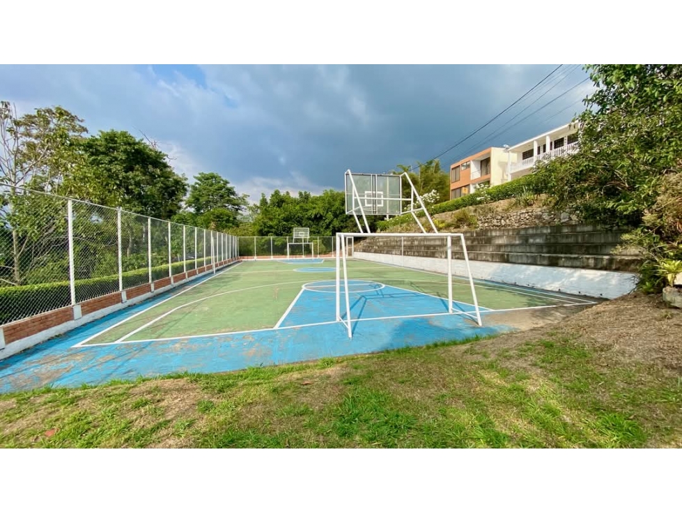 VENTA DE CASA Y APARTA ESTUDIO EN MESITAS DEL COLEGIO CUNDINAMARCA — foto 3