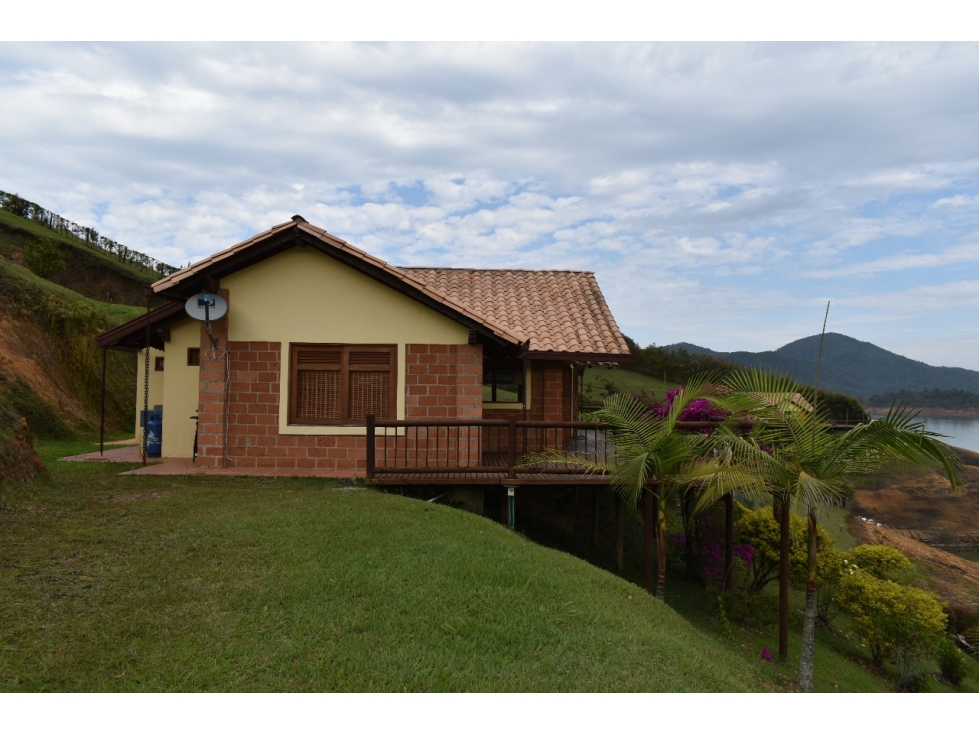 Cabaña CON Isla Privada en Guatapé El Peñol — foto 6