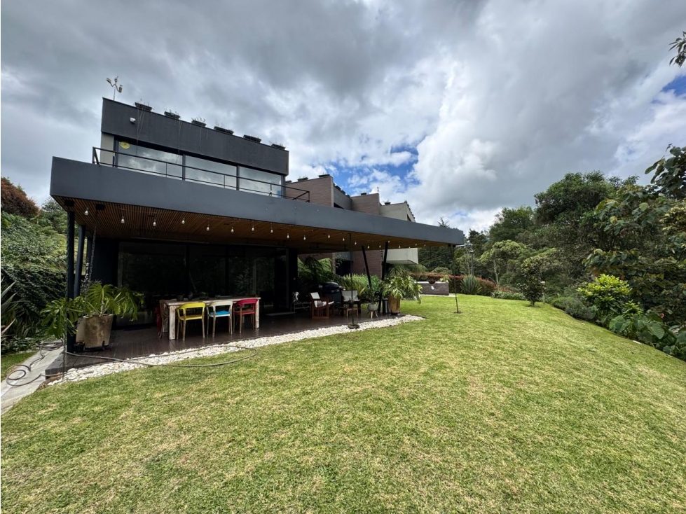 Venta Casa |4 Hab| Entorno Exclusivo|465 m²| Lote 2714m² — foto 4