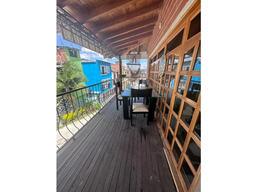 VENTA DE CASA HOTEL EN GUATAPE - 2