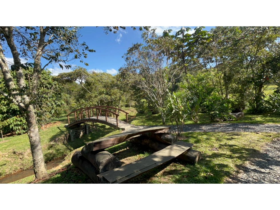 Lote exclusivo en el Retiro con dos Pesebreras - Inversión garantizada — foto 5