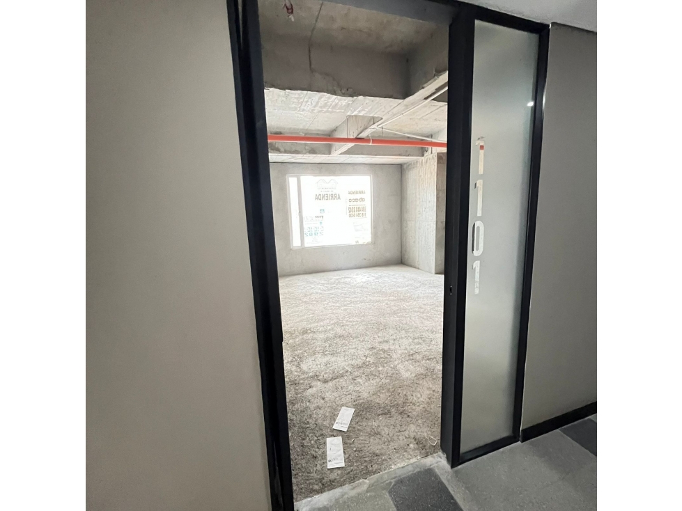 VENTA DE OFICINA Y/O CONSULTORIO EN ENVIGADO - 3