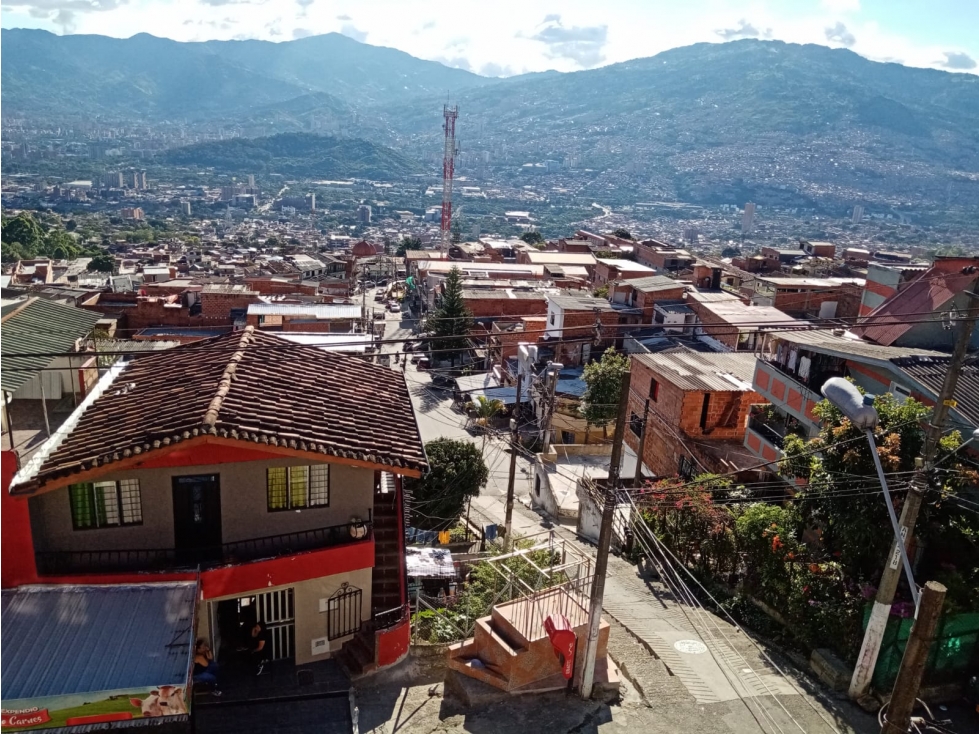 VENTA DE APARTAMENTO CON TERRAZA PARA EL 3ER PISO