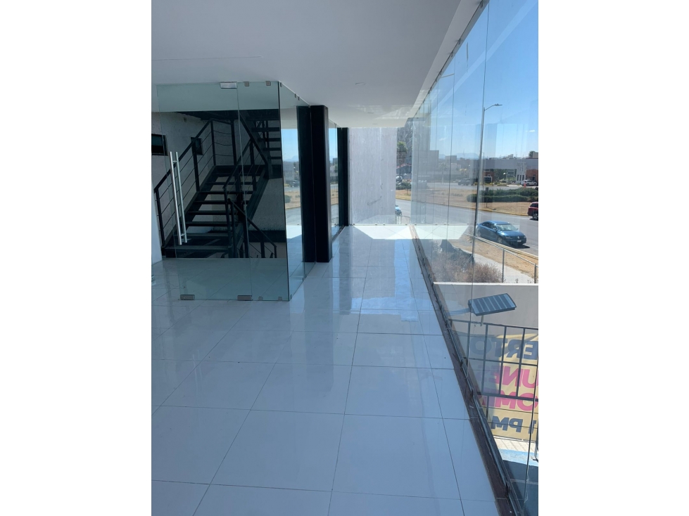 EDIFICIO COMERCIAL EN VENTA ZONA PLATEADA - 4