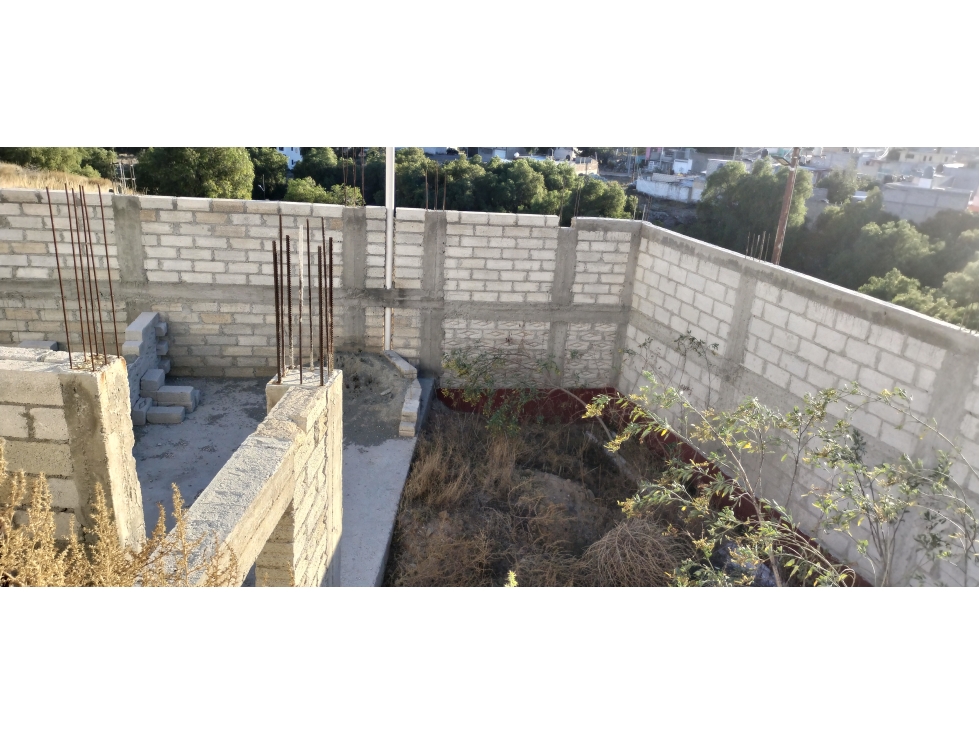 TERRENO y CONSTRUCCION EN FRACC. PEDREGAL DE LAS HACIENDAS - 4