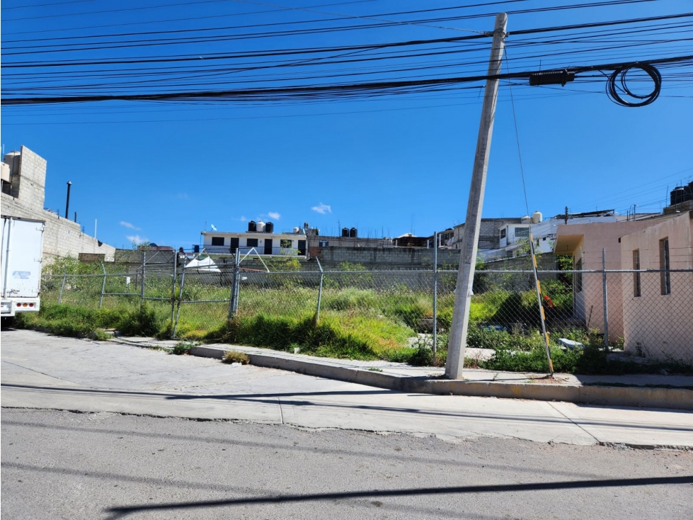 TERRENO EN RENTA SOBRE AVENIDA PRINCIPAL IDEAL PARA FRANQUICIAS
