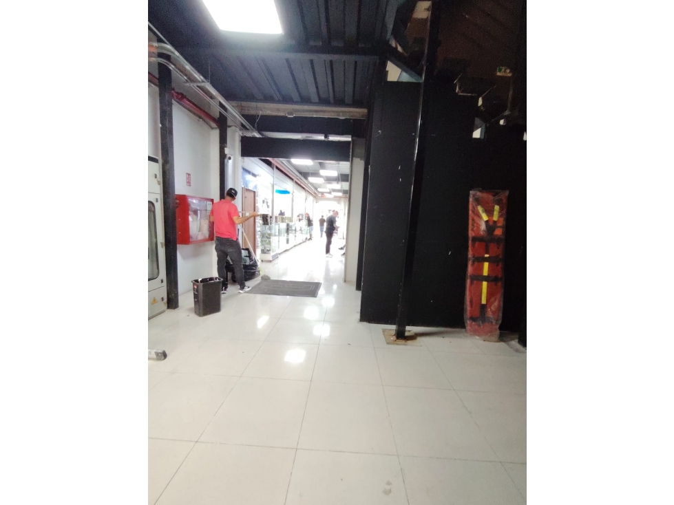 Local en renta ideal para servicios especializados o negocio digital