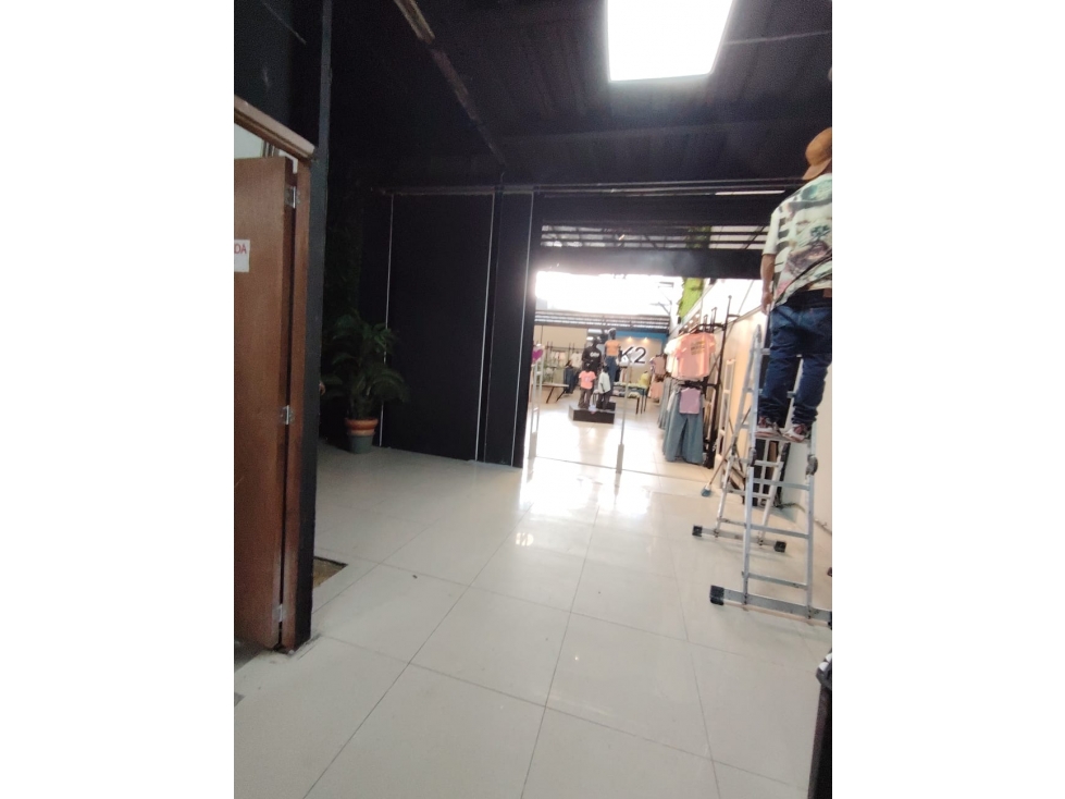 Local en renta ideal para servicios especializados o negocio digital — foto 2