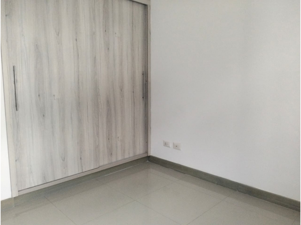 Apartamento en venta en Pinares, Pereira Excelente ubicación y confort — foto 5