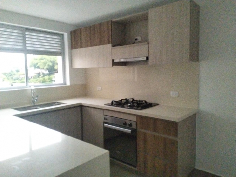 APARTAMENTO EN PINARES VISTA ÚNICA A PEREIRA PARA LA VENTA — foto 4
