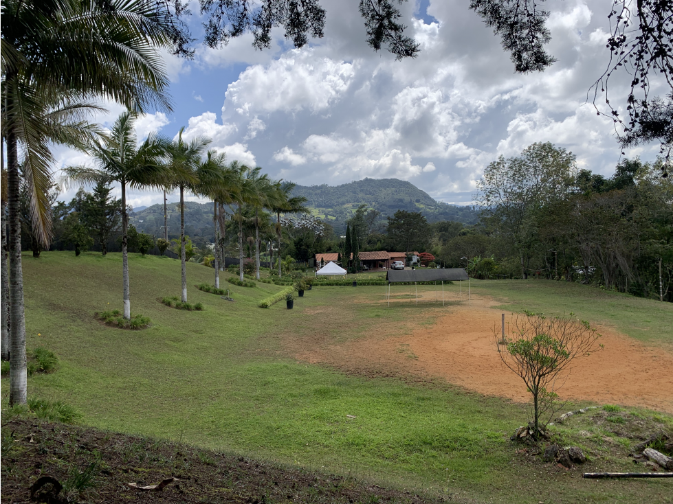 Venta de Lote Independiente en Cabeceras Alta Valorización — foto 4