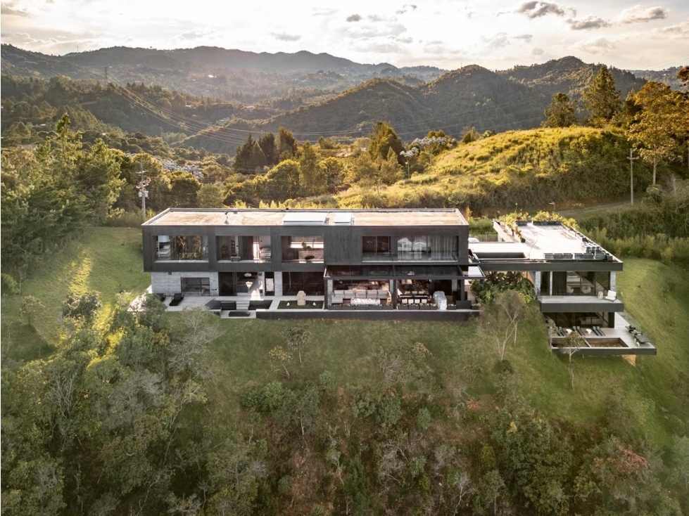 Venta de Espectacular Casa de Lujo El Retiro Con Vista a Represa — foto 5