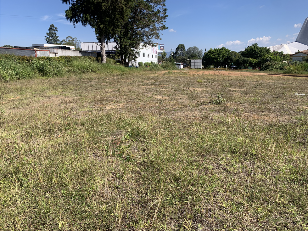 Venta de Lote Comercial en Rionegro Sector Barro Blanco — foto 2