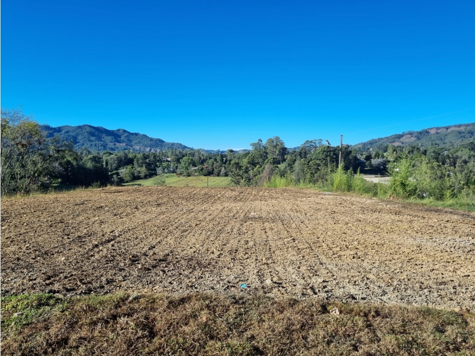 Venta de Lote En El Retiro Conjunto Cerrado Nuevo Sector Fizebad