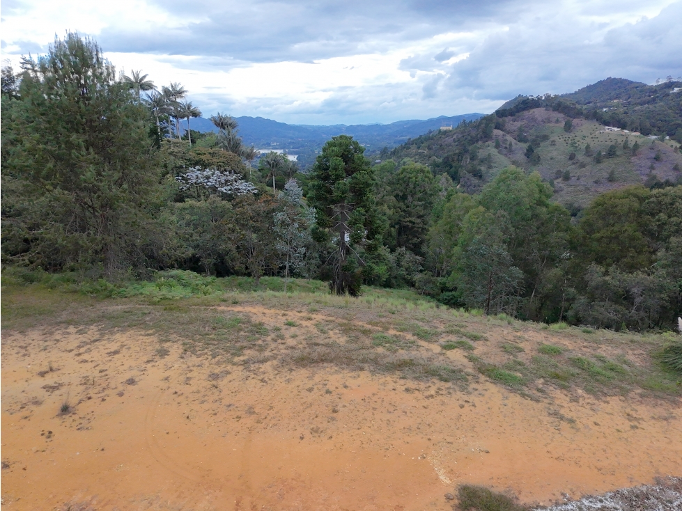 Venta de Hermoso Lote en El Retiro Unidad Cerrada, Vista a la Represa — foto 3