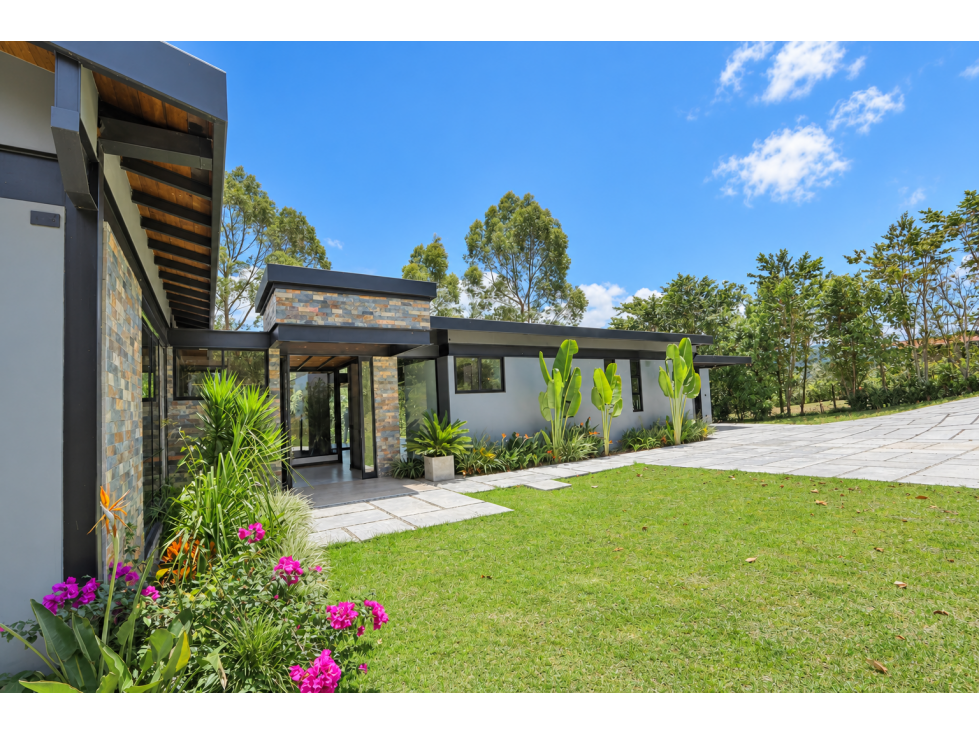 Venta de Hermosa Casa en Parcelación El Retiro Sector Puro Cuero — foto 3