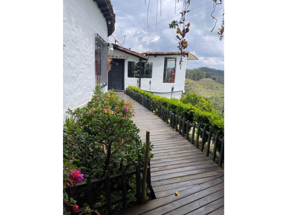 Venta de Casa Finca Independiente Estilo Colonial Puente Pelaez Retiro — foto 3