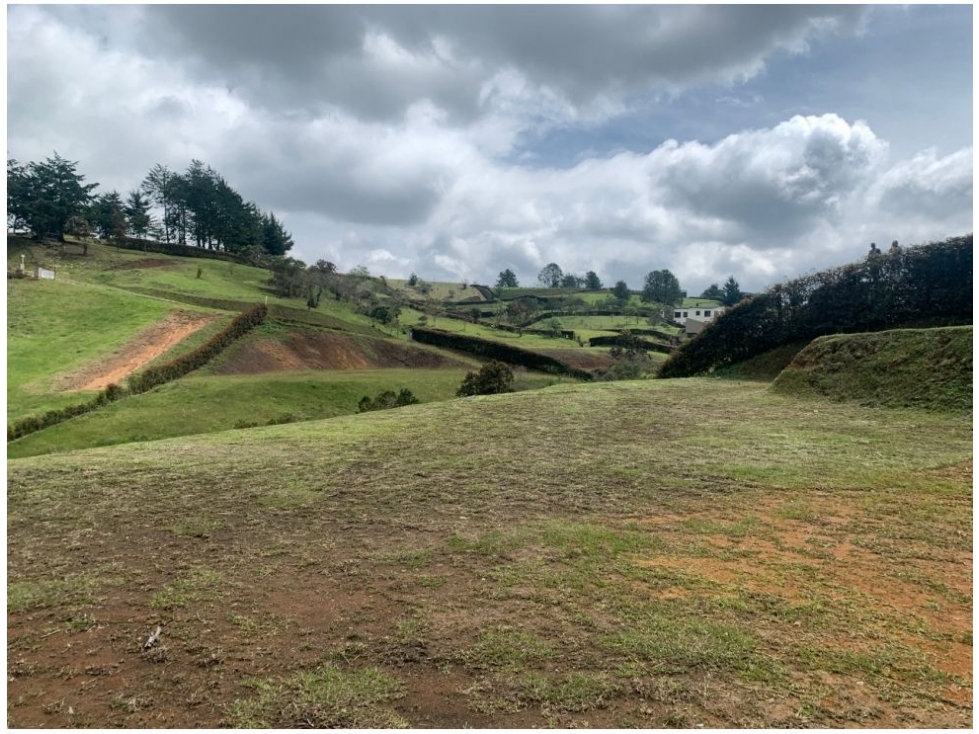 Venta de Lote en Exclusiva Parcelación Vía San Antonio La Ceja — foto 2