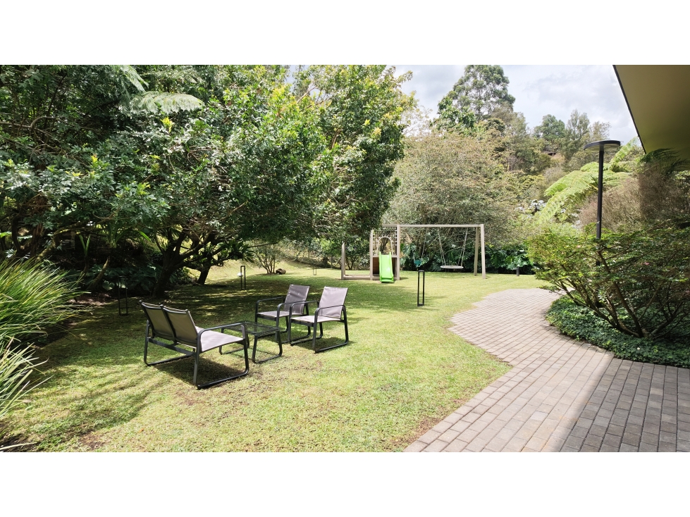 Venta Casa de Lujo en Rionegro Cerca al Aeropuerto Sector San Vicente — foto 2