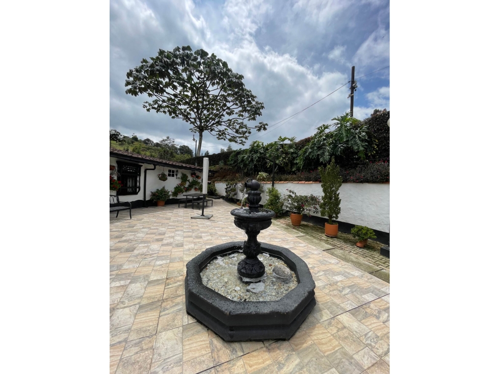 Venta de Casa Finca Independiente Estilo Colonial Puente Pelaez Retiro — foto 2