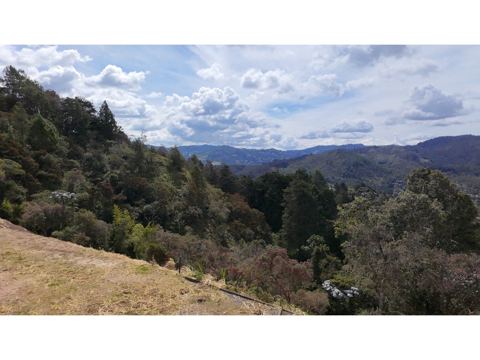 Lote en Venta en El Retiro Unidad Cerrada con Vistas Panorámicas — foto 2