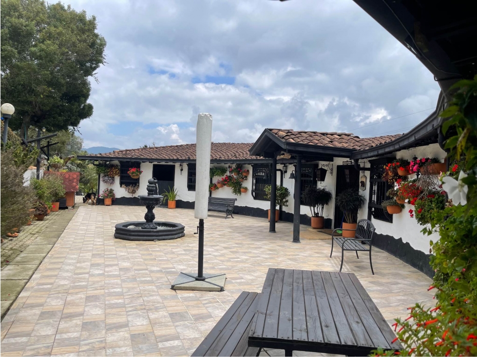 Venta de Casa Finca Independiente Estilo Colonial Puente Pelaez Retiro — foto 5