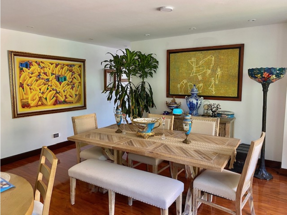 Vendo magnifico apto con balcones en Bosques de la Cañada