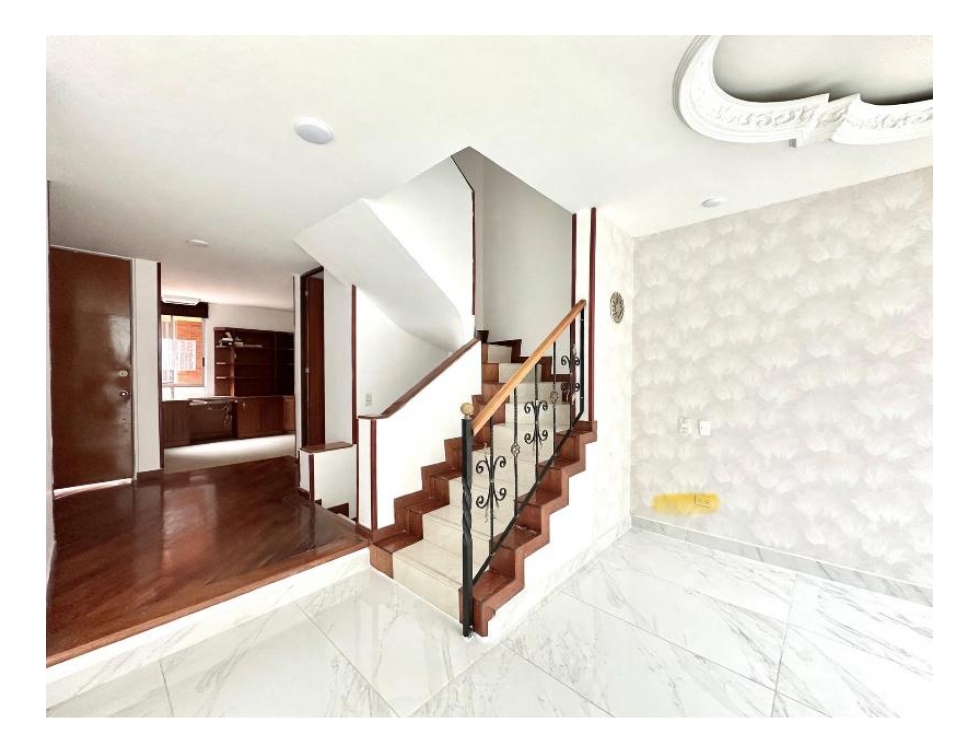 Vendo hermosa casa de 3 niveles en Conjunto Residencial Santa Teresa — foto 3