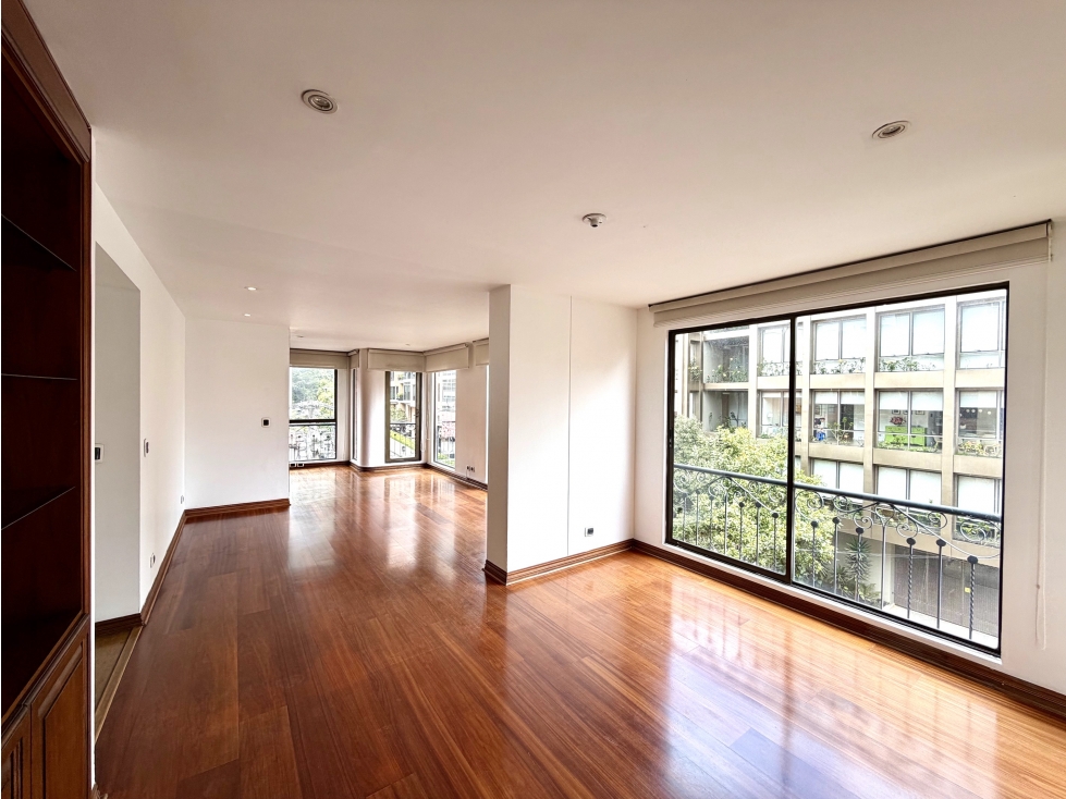 VENDO::APTO::CHICO RESERVADO::115M2::$1.200MM