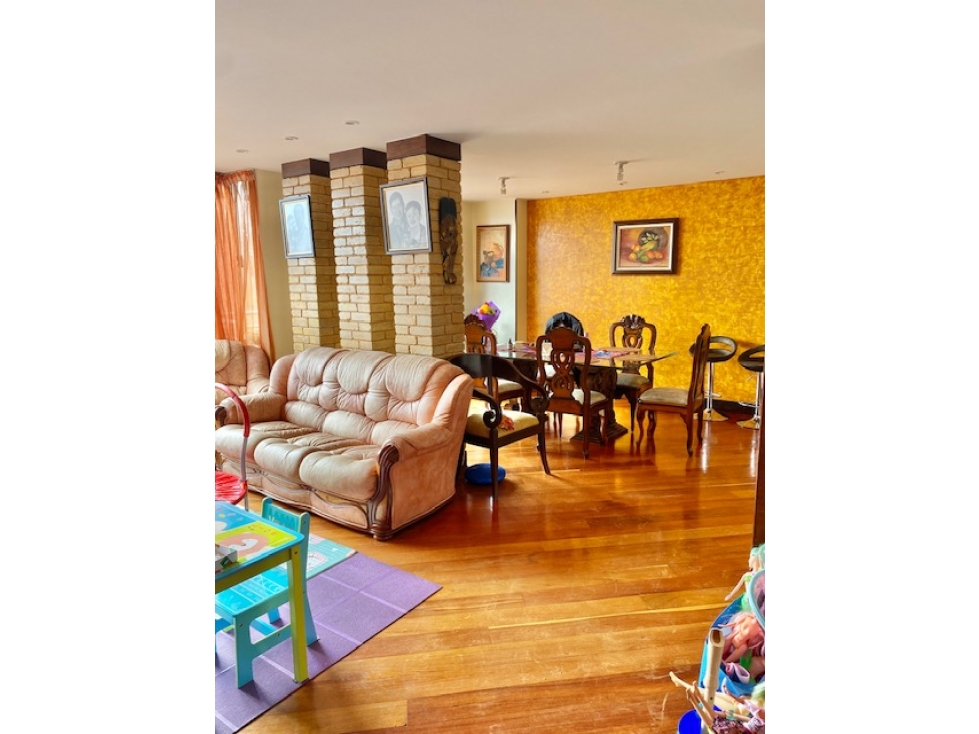 Vendo apartamento clásico en Conjunto Bosques de la Cañada con balcón