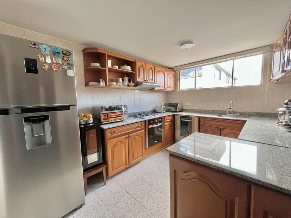 Venta de Apartamento en Santa Barbara, Bogota — foto 2