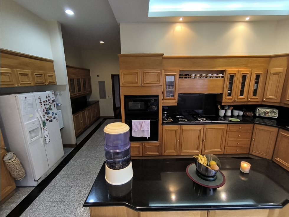 VENTA APARTAMENTO BOSQUE MEDINA — foto 2