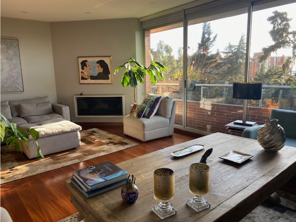 Vendo magnífico apartamento en Rosales con vista panorámica