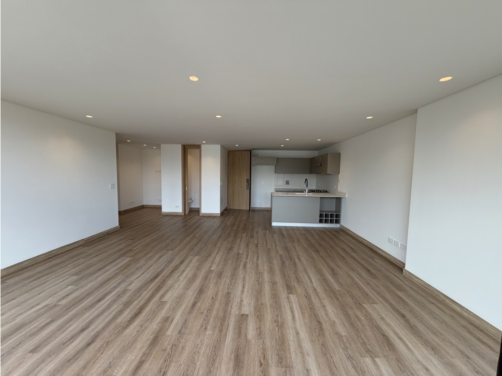 VENDO APTO::SANTA PAULA::113.54M2+BALCÓN::VR $1.500MM