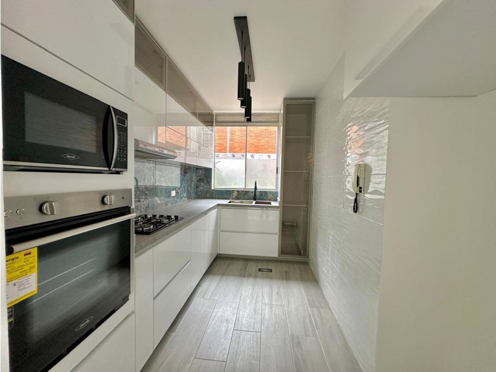 Vendo hermosa casa de 3 niveles en Conjunto Residencial Santa Teresa — foto 4
