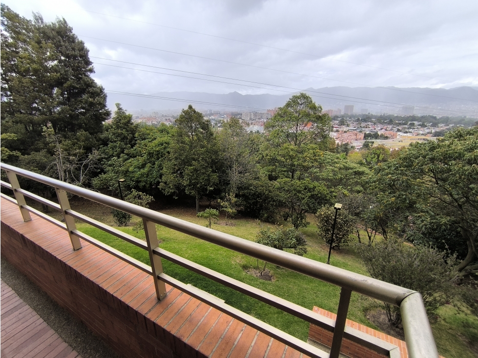 VENTA APARTAMENTO LINDARAJA — foto 2