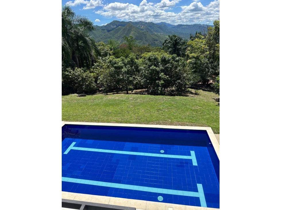 Vendo espectacular casa 4 alcobas con piscina en Anapoima — foto 3