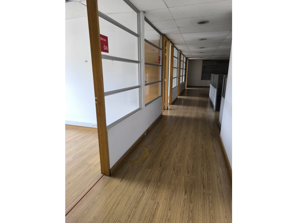 ARRIENDO O VENDO OFICINA NORTE DE BOGOTÁ — foto 5
