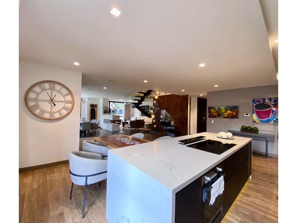 ARRIENDO CON o SIN MUEBLES::APTO::LA CAROLINA::326 + 46M2::$25MM — foto 5
