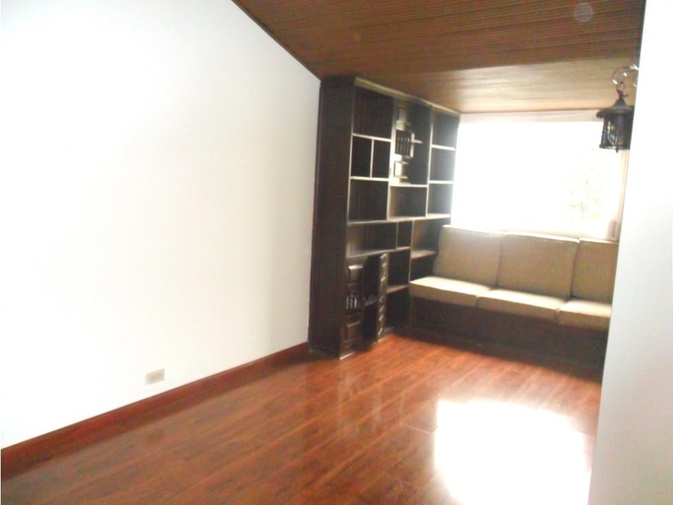 Vendo Casa en Niza Antigua — foto 4