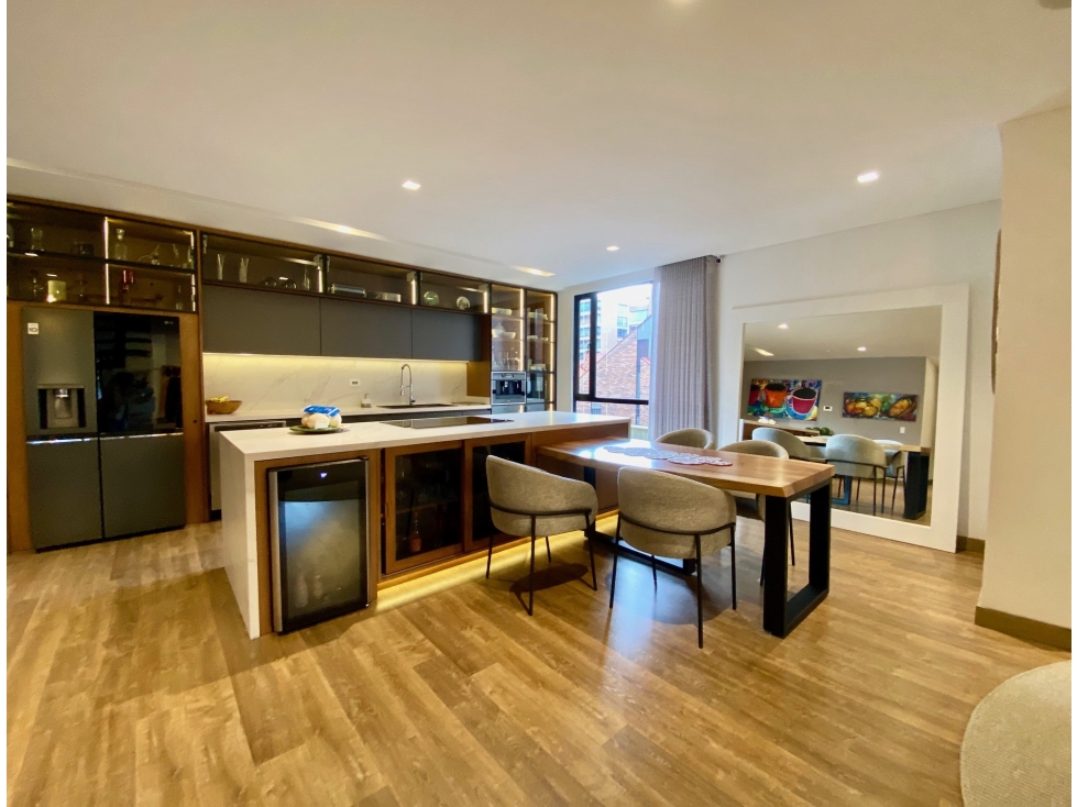 ARRIENDO CON o SIN MUEBLES::APTO::LA CAROLINA::326 + 46M2::$25MM — foto 6