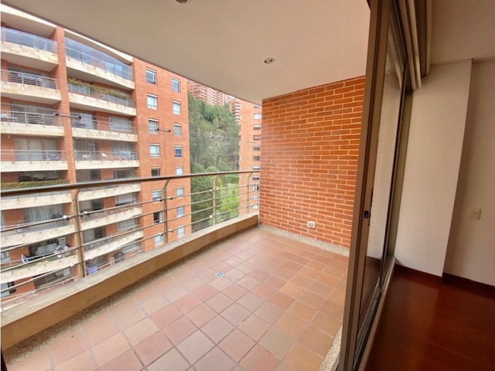 VENDO magnífico apto de 3 alcobas en Reserva de la Sierra — foto 3