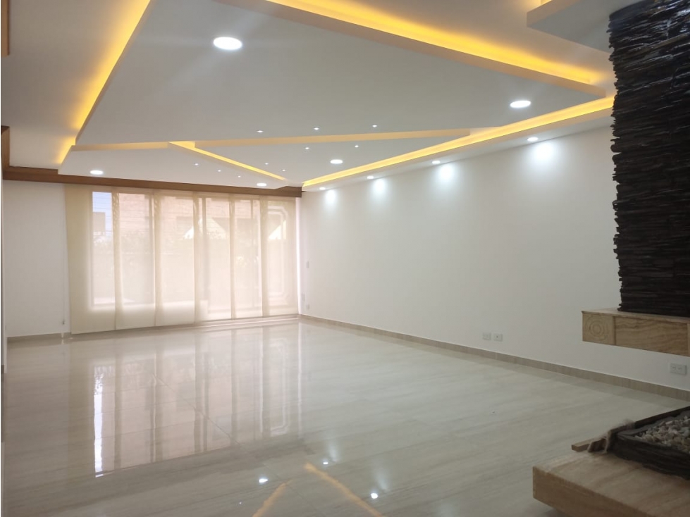 Arriendo remodelado en Chico 3 alcobas con terraza — foto 6
