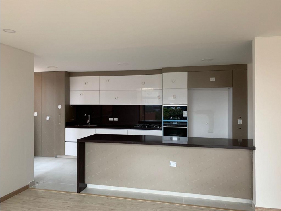 Vendo - arriendo espectacular apto 3 alcobas en Bosques de Medina — foto 6
