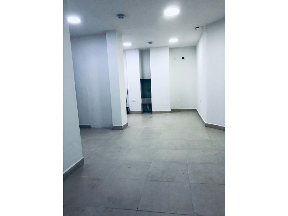 ARRIENDO LOCAL BARRIO LAURELES