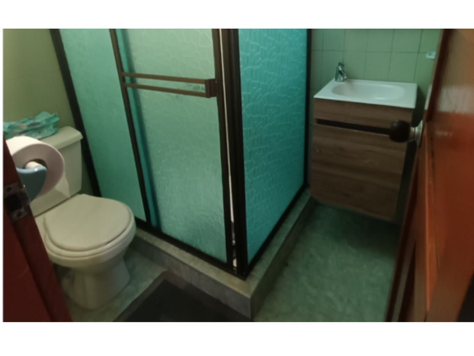 Casa en venta con 5 apartamentos rentando en suba — foto 3
