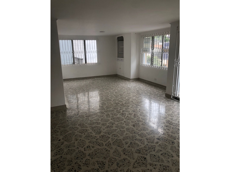 VENDO APARTAMENTO EN BARRIO SAN JUAQUIN MEDELLIN — foto 2