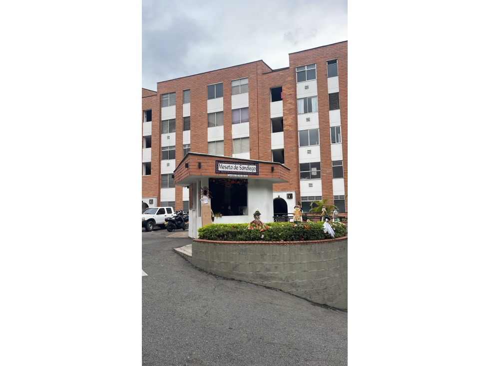 ARRIENDO APARTAMENTO EN BARRIO SAN DIEGO MEDELLIN